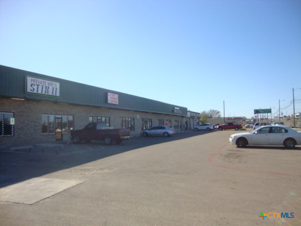 116 E Veterans Memorial Boulevard C Property Photo 5