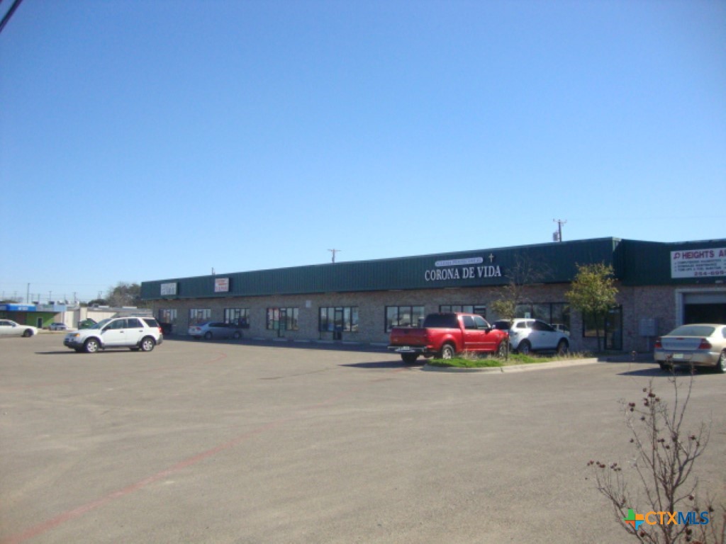 116 E Veterans Memorial Boulevard E Property Photo 2