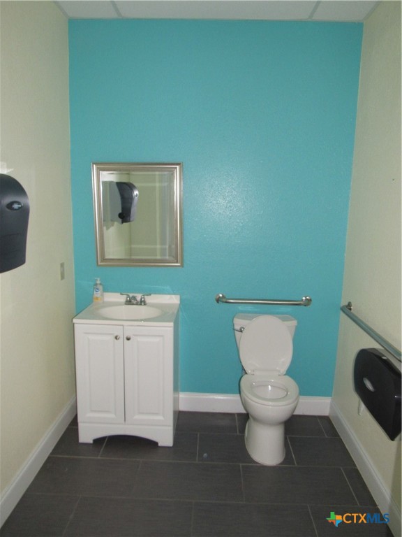 116 E Veterans Memorial Boulevard E Property Photo 8