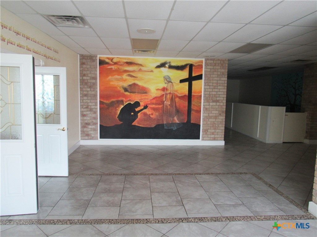 116 E Veterans Memorial Boulevard F Property Photo 8