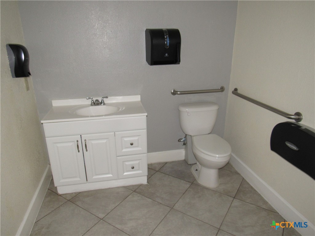 116 E Veterans Memorial Boulevard F Property Photo 16