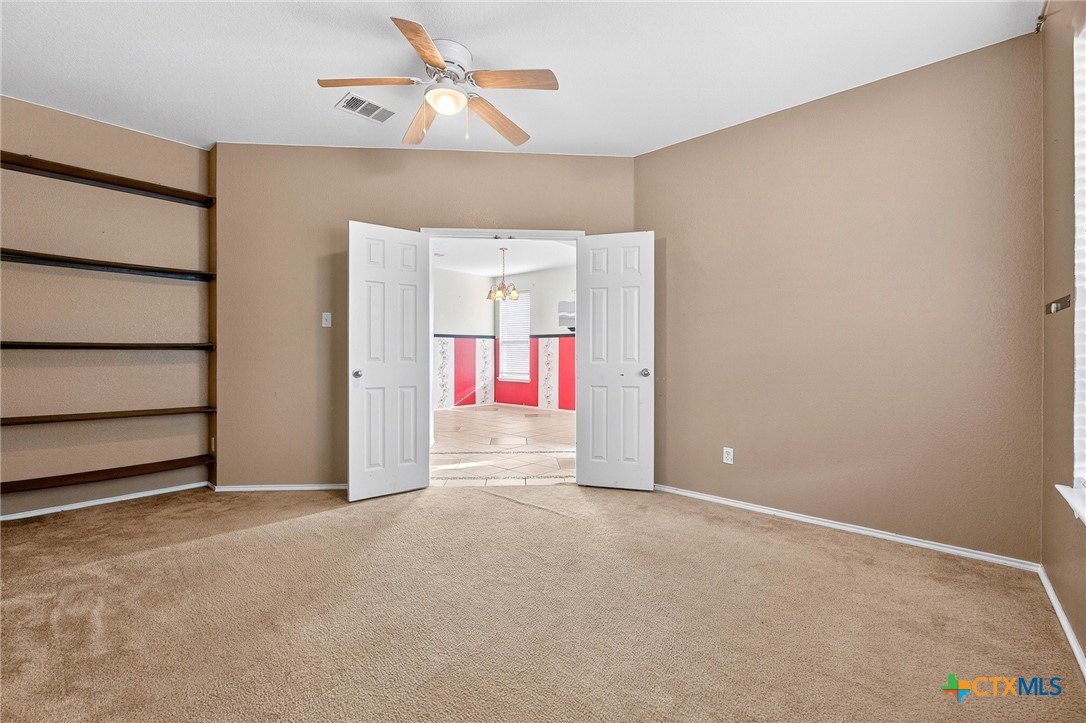 6204 Taree Loop Property Photo 10