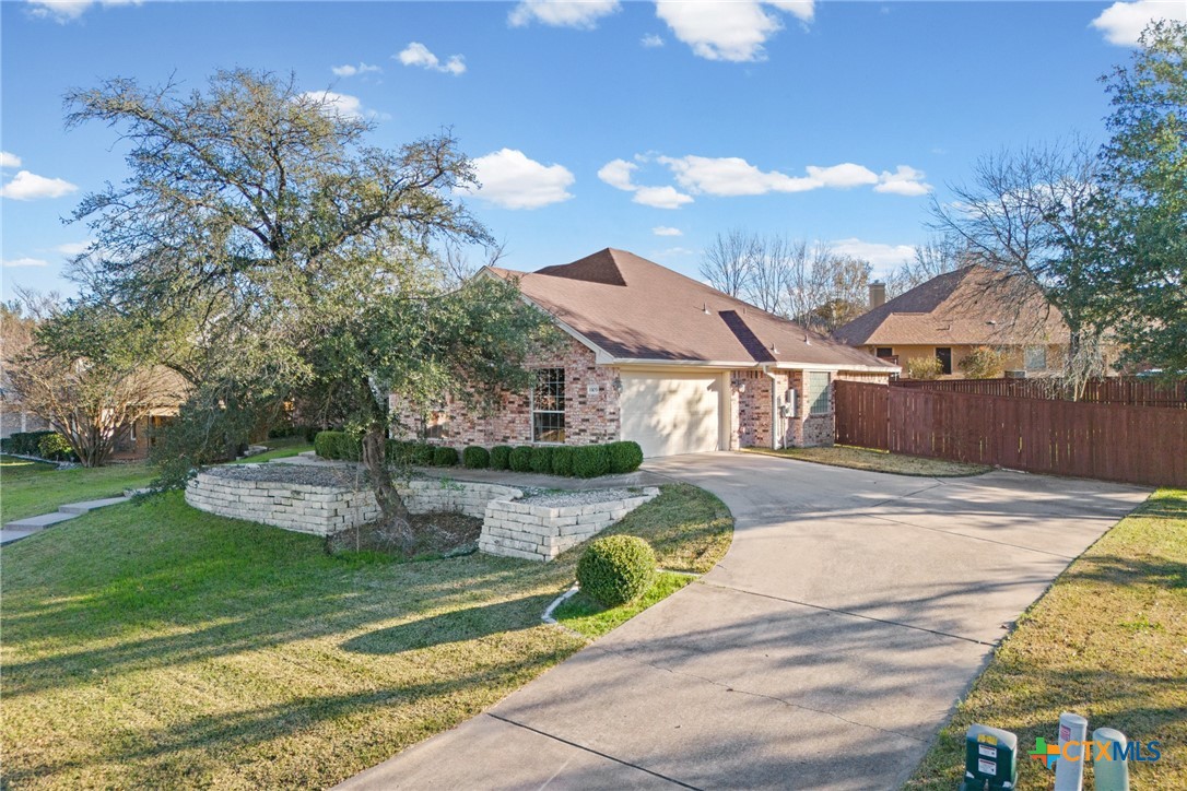 1103 Harvest Drive Property Photo 1