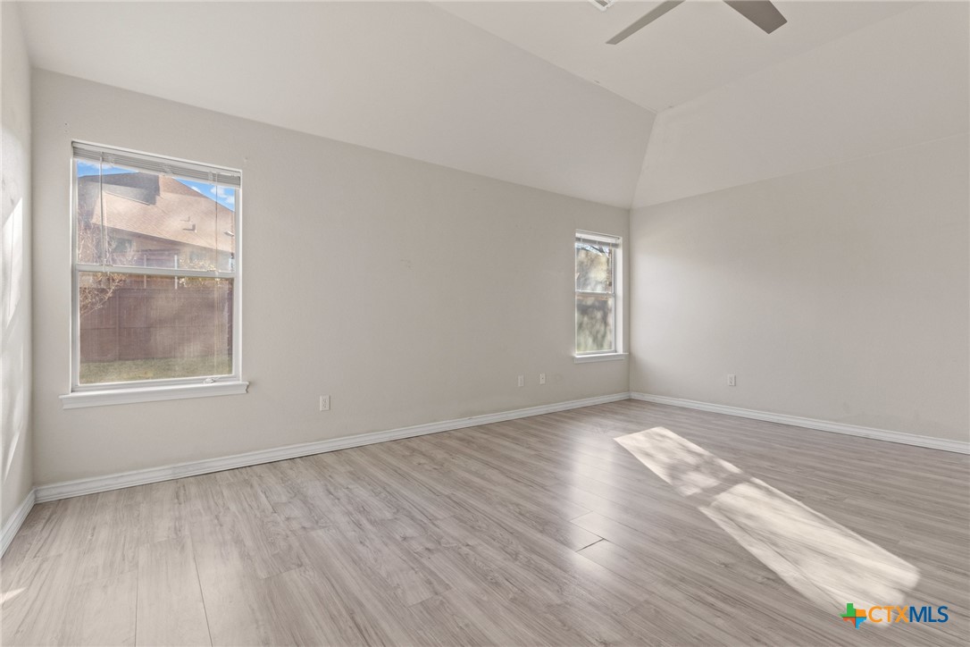 1103 Harvest Drive Property Photo 13