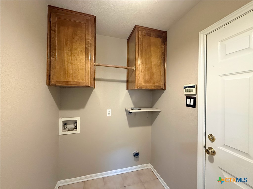 1002 Northern Dancer Drive Property Photo 8