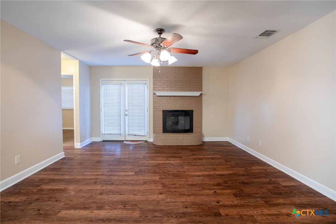 508 Queenswood Trail Property Photo 7