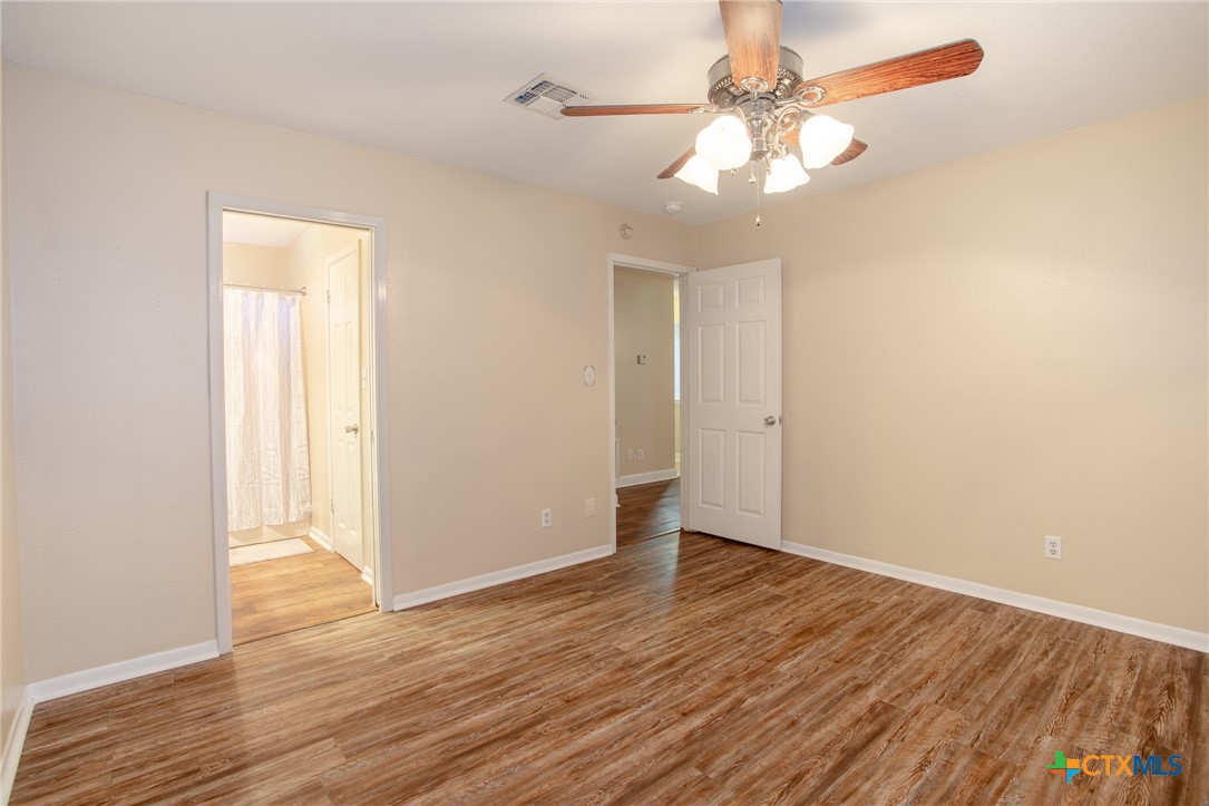 508 Queenswood Trail Property Photo 13