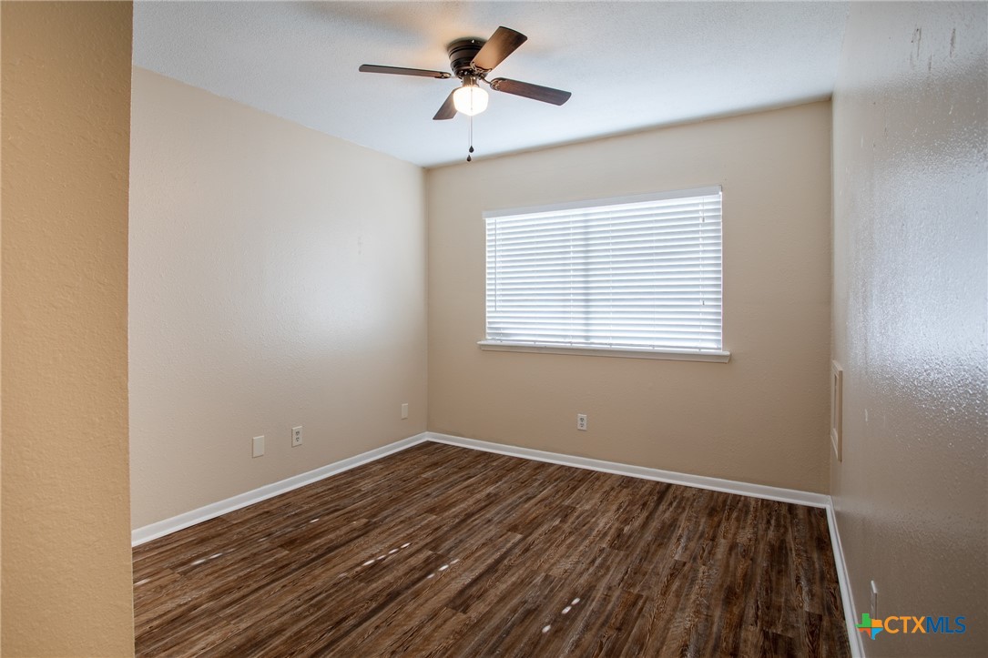 508 Queenswood Trail Property Photo 17