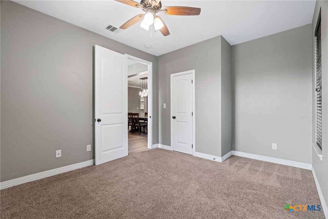 5562 Denmans Loop Property Photo 28