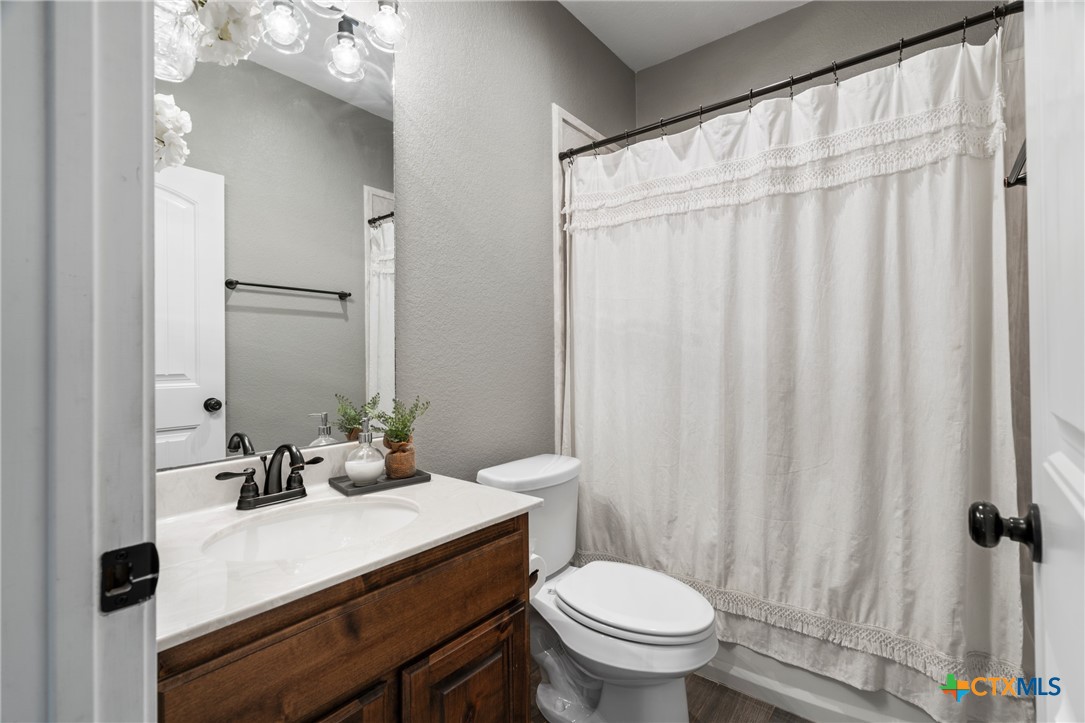 5562 Denmans Loop Property Photo 31