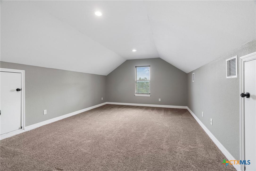 5562 Denmans Loop Property Photo 33