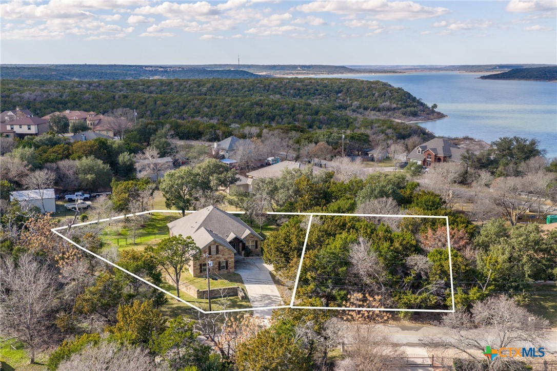 5562 Denmans Loop Property Photo 43