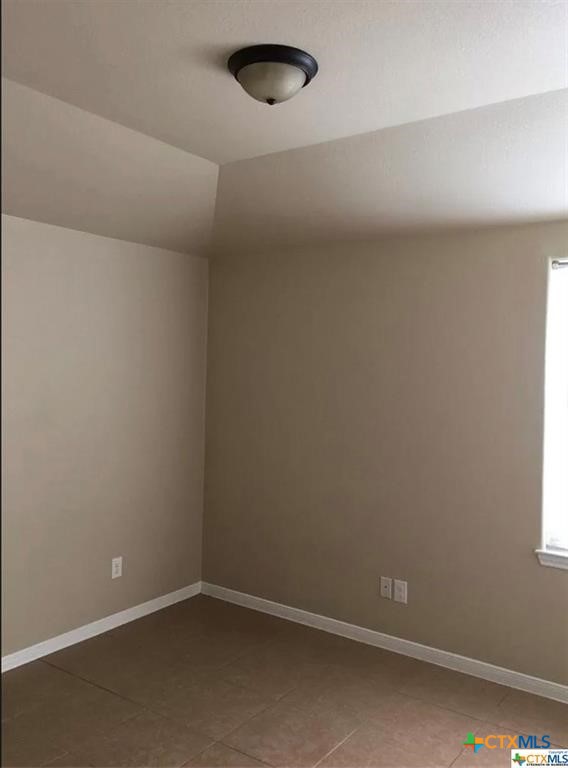 1208 Cavalry Lane B Property Photo 12