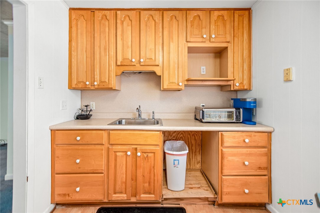 109 Massanet Street Property Photo 18