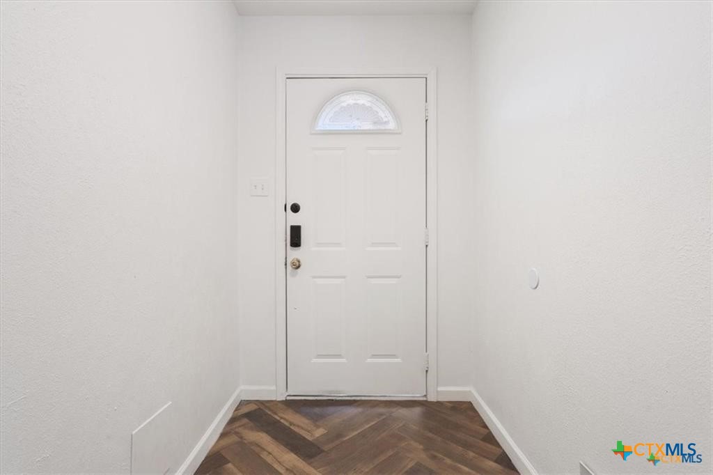 907 Willowbrook Street Property Photo 22