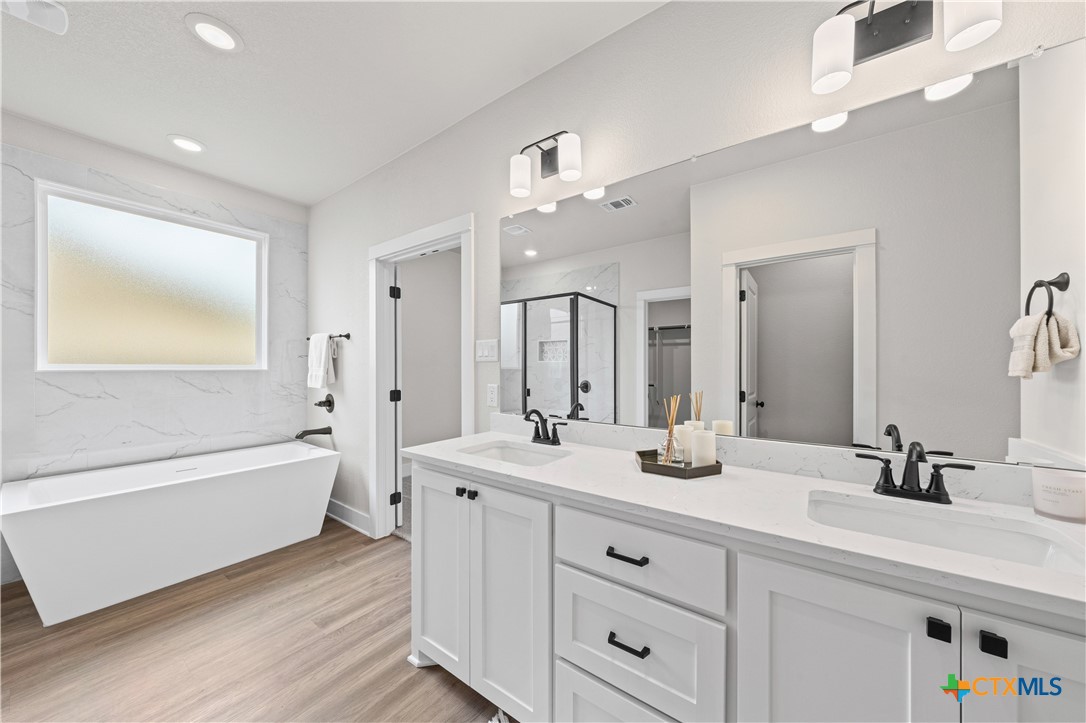 2017 Clear Sky Court Property Photo 19