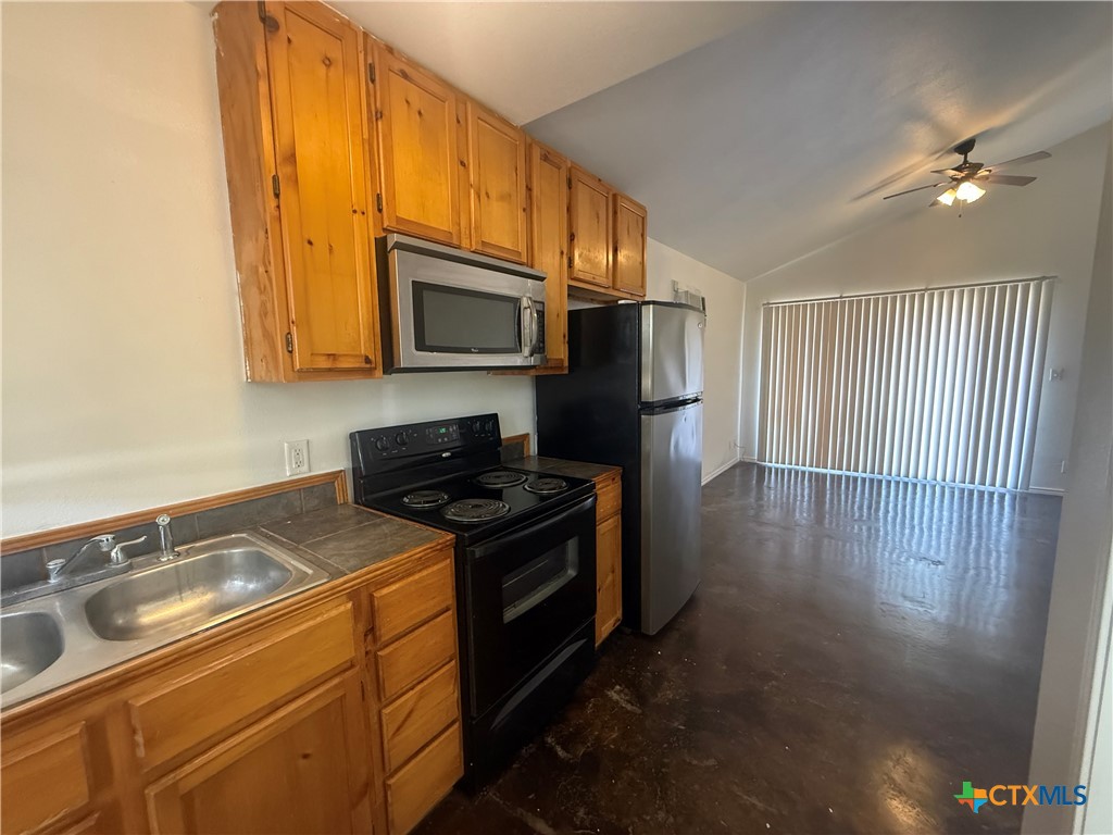 41170 Fm 3159 O Property Photo 1