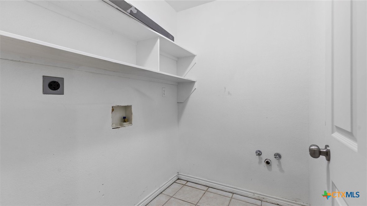 180 Oak Terrace Property Photo 13