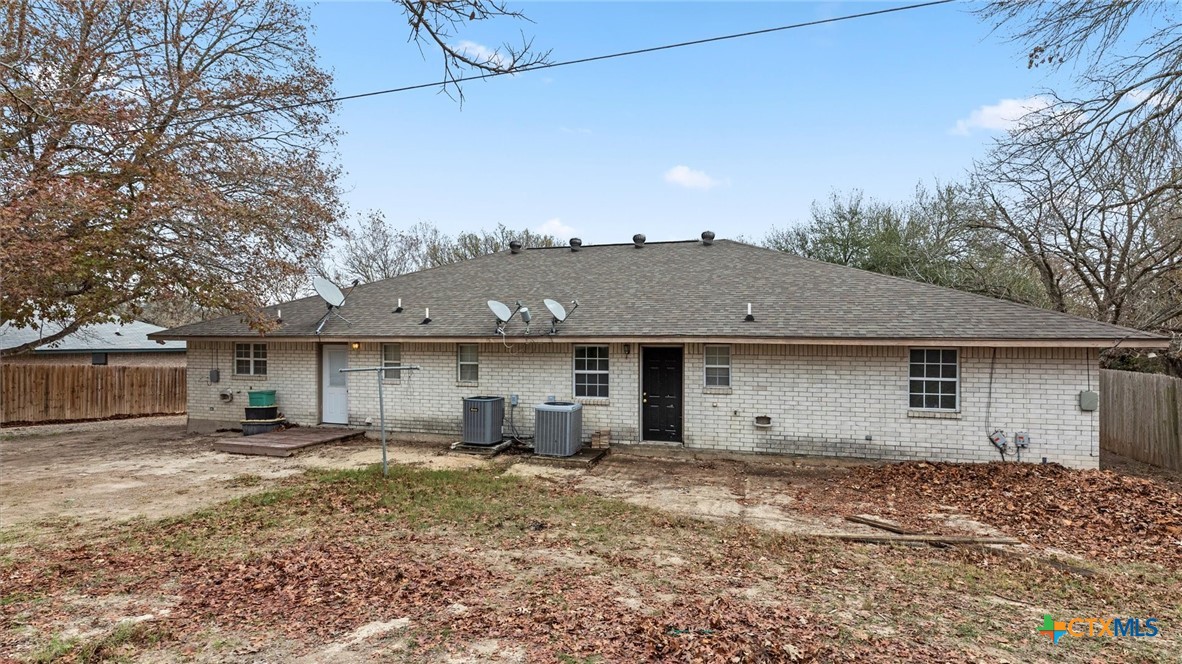 180 Oak Terrace Property Photo 38