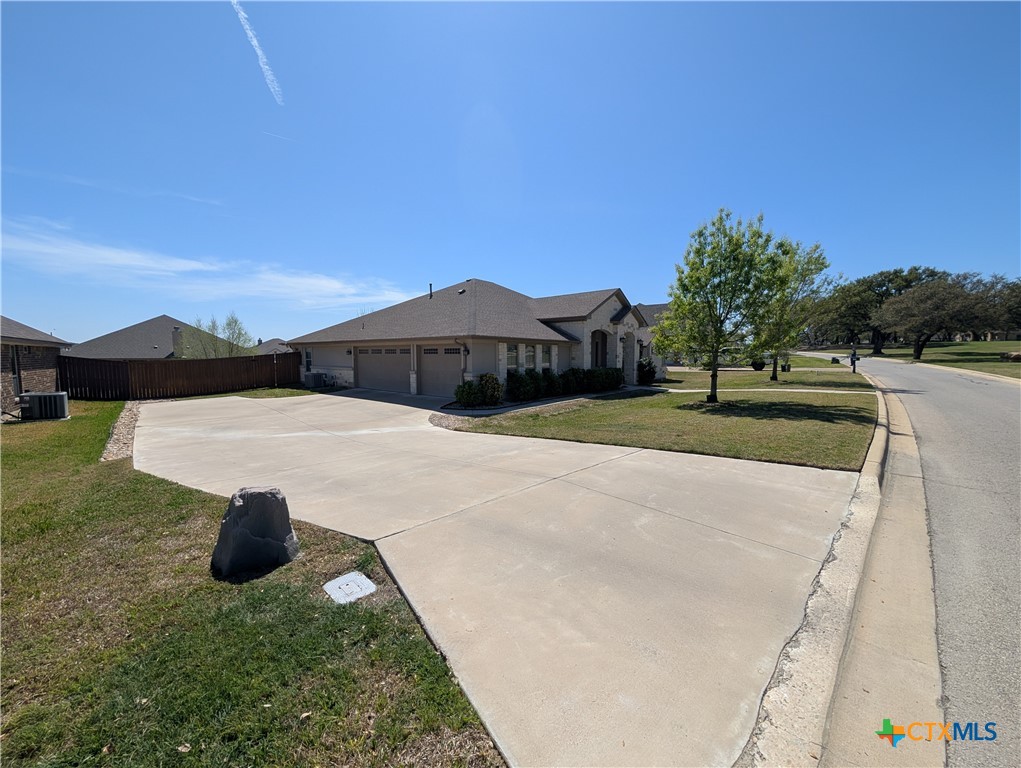 6016 Bella Charca Parkway Property Photo 3