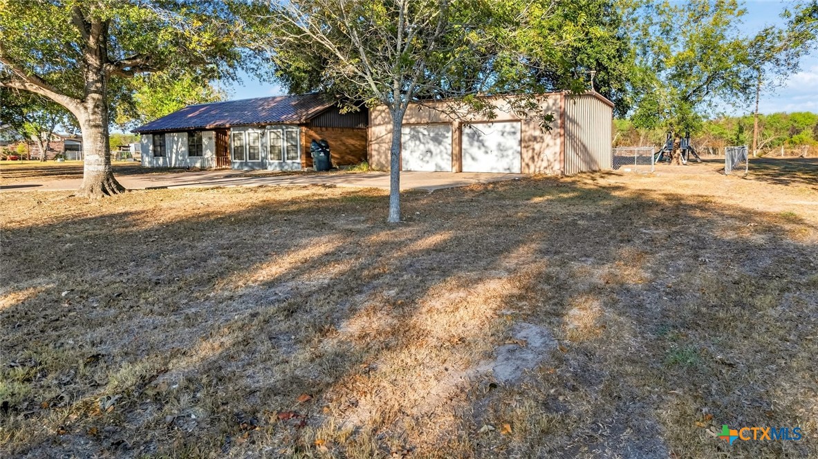 304 Sun Valley Drive Property Photo 1