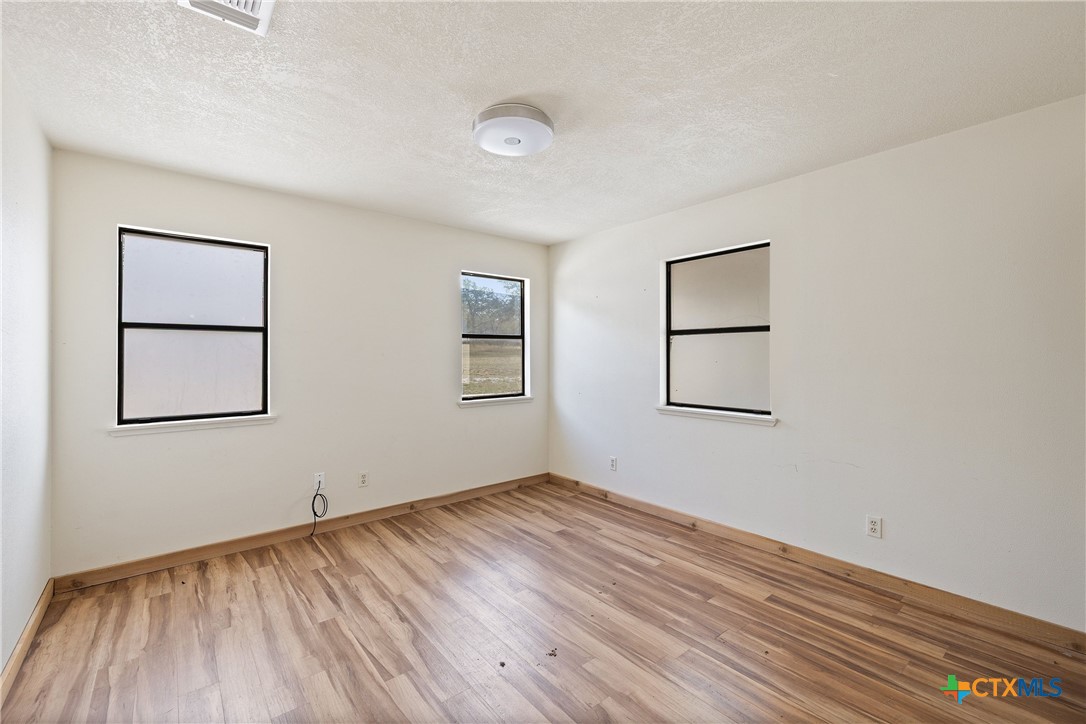 214 Edmonds Avenue Property Photo 21