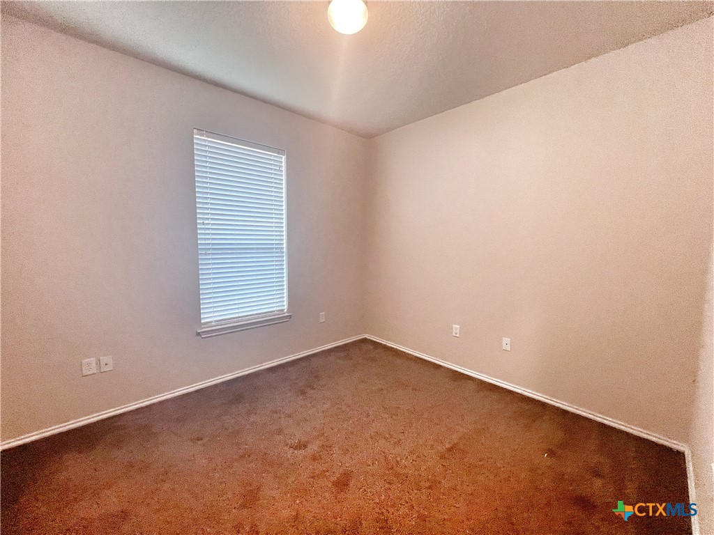 569 Creekside Circle 569 Property Photo 8