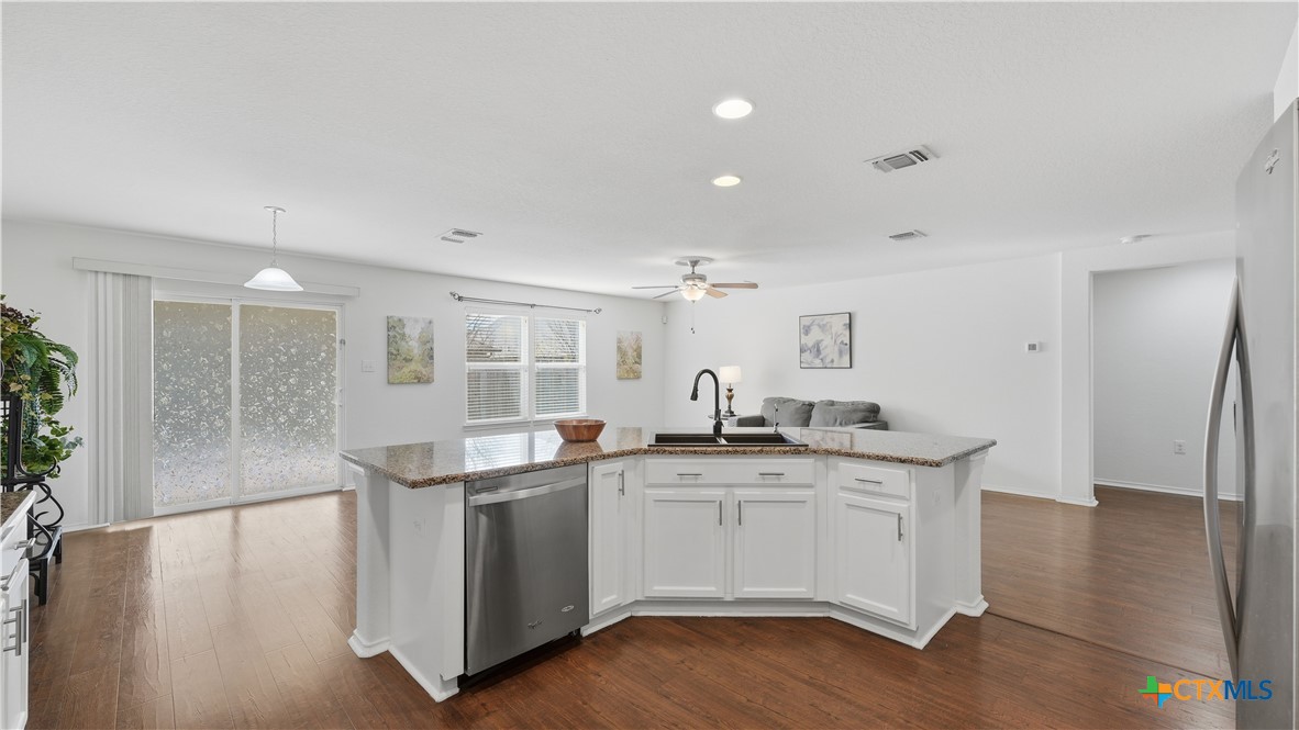 1460 Astor Creek Property Photo 22
