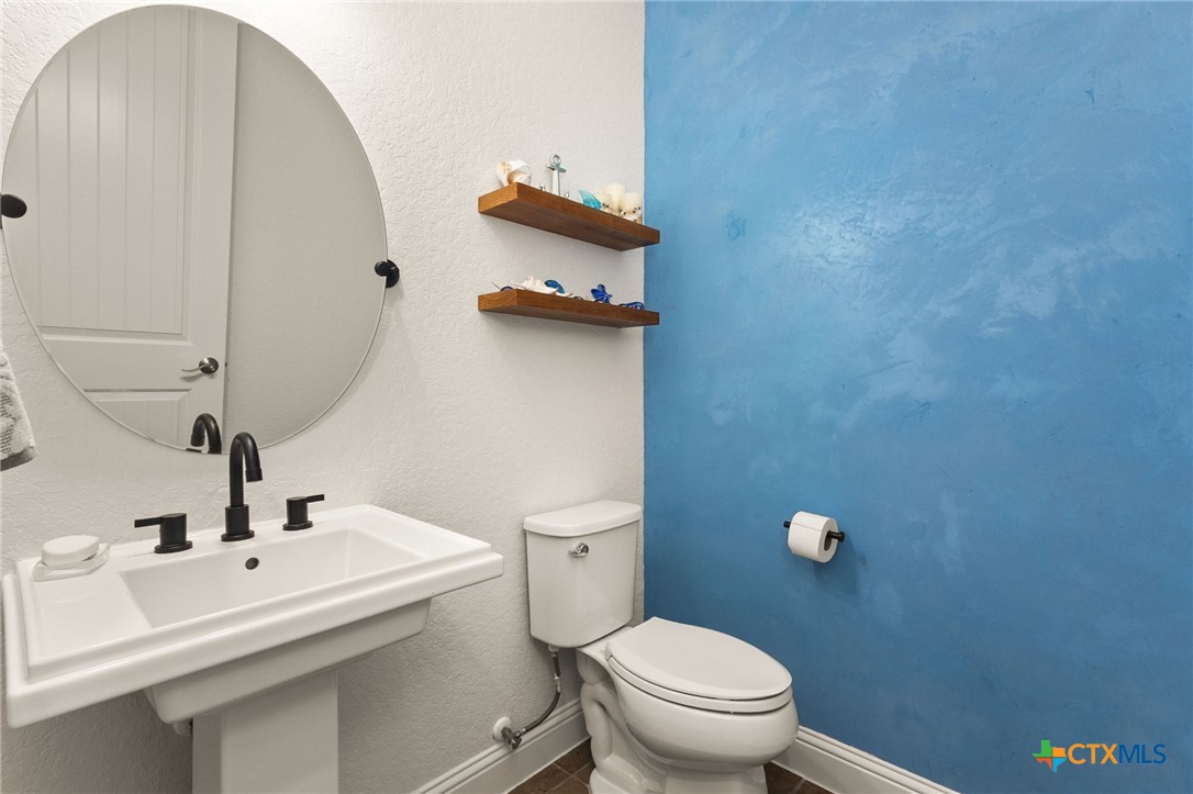 880 Haven Point Loop Property Photo 19