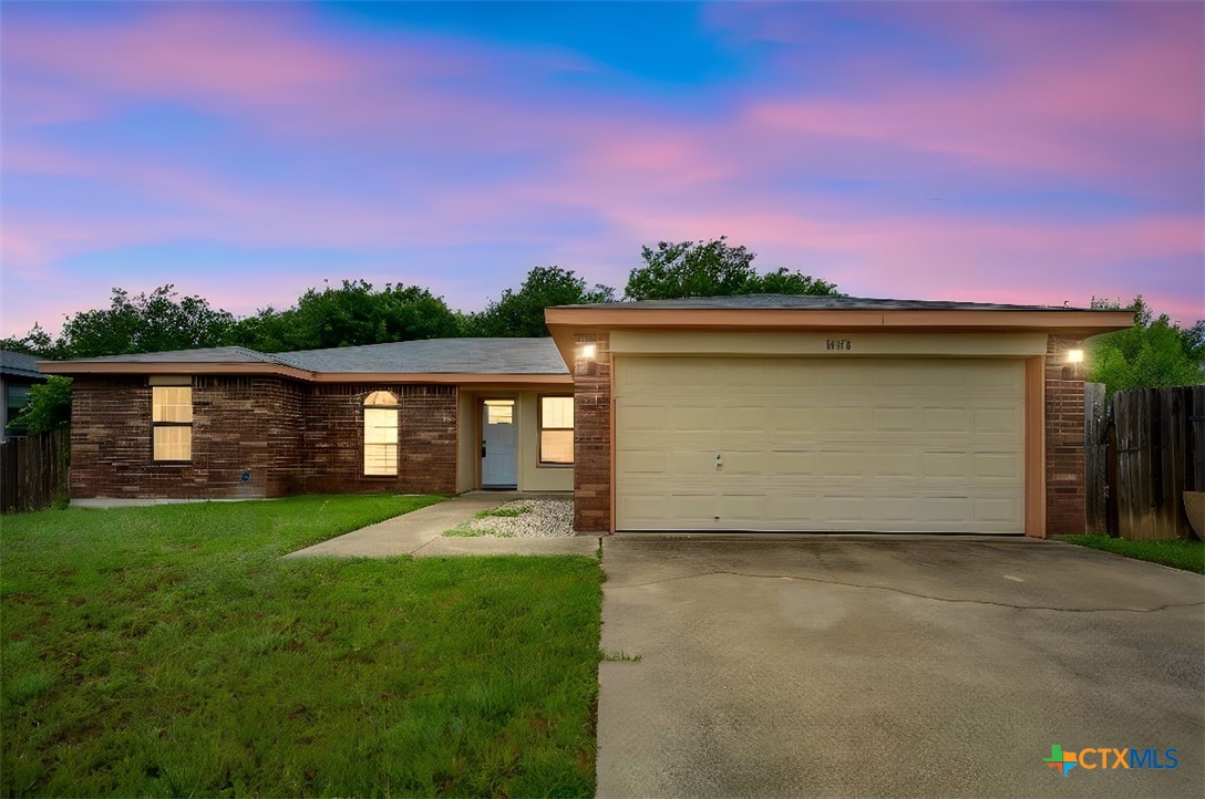 1320 Katelyn Circle Property Photo 1