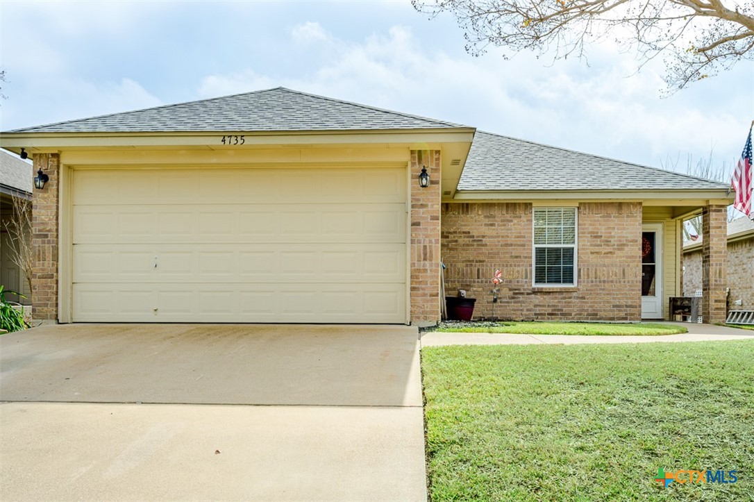 4735 Stonehaven Drive Property Photo 1
