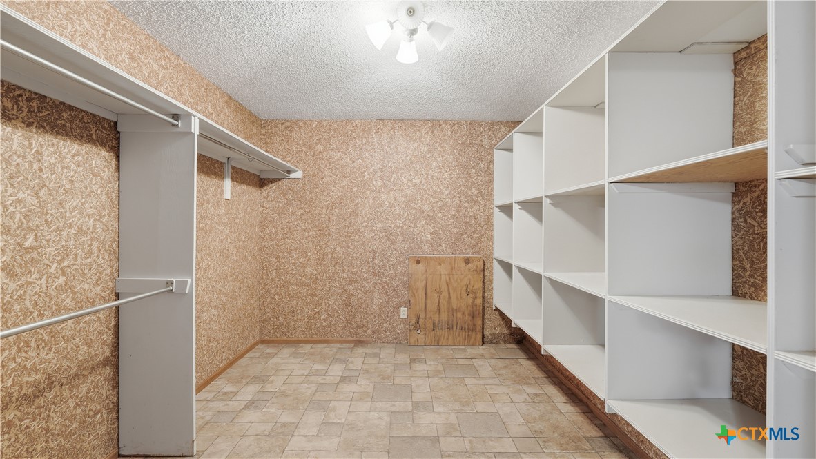 132 W Outer Drive Property Photo 35