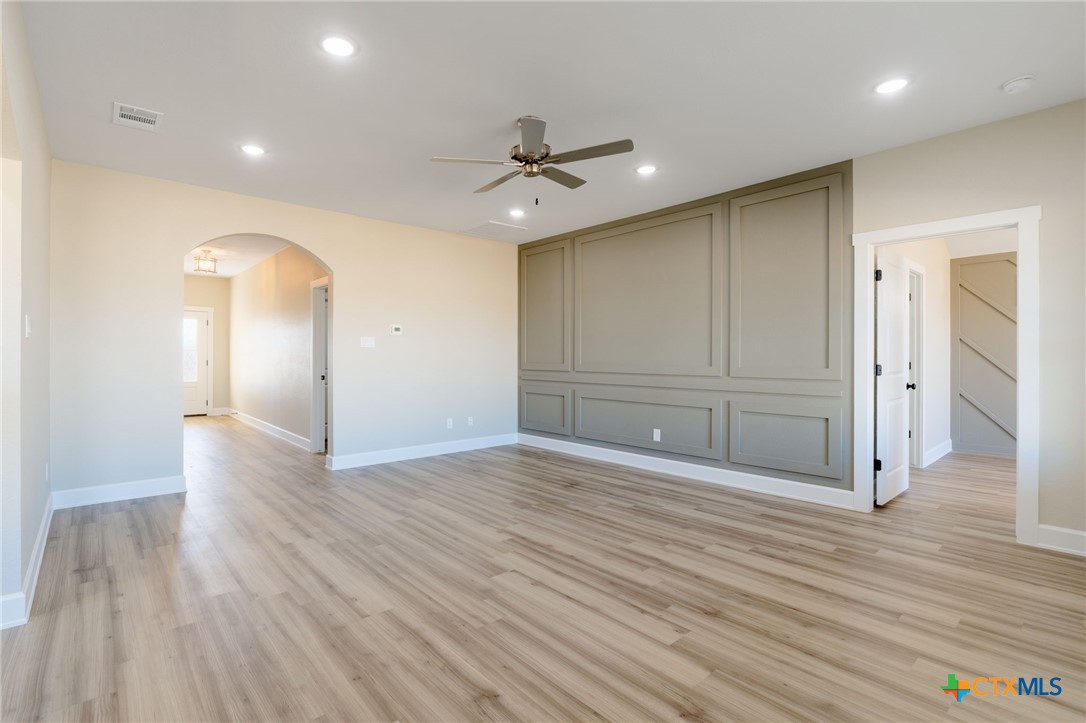 2123 Blackhawk Loop Property Photo 7