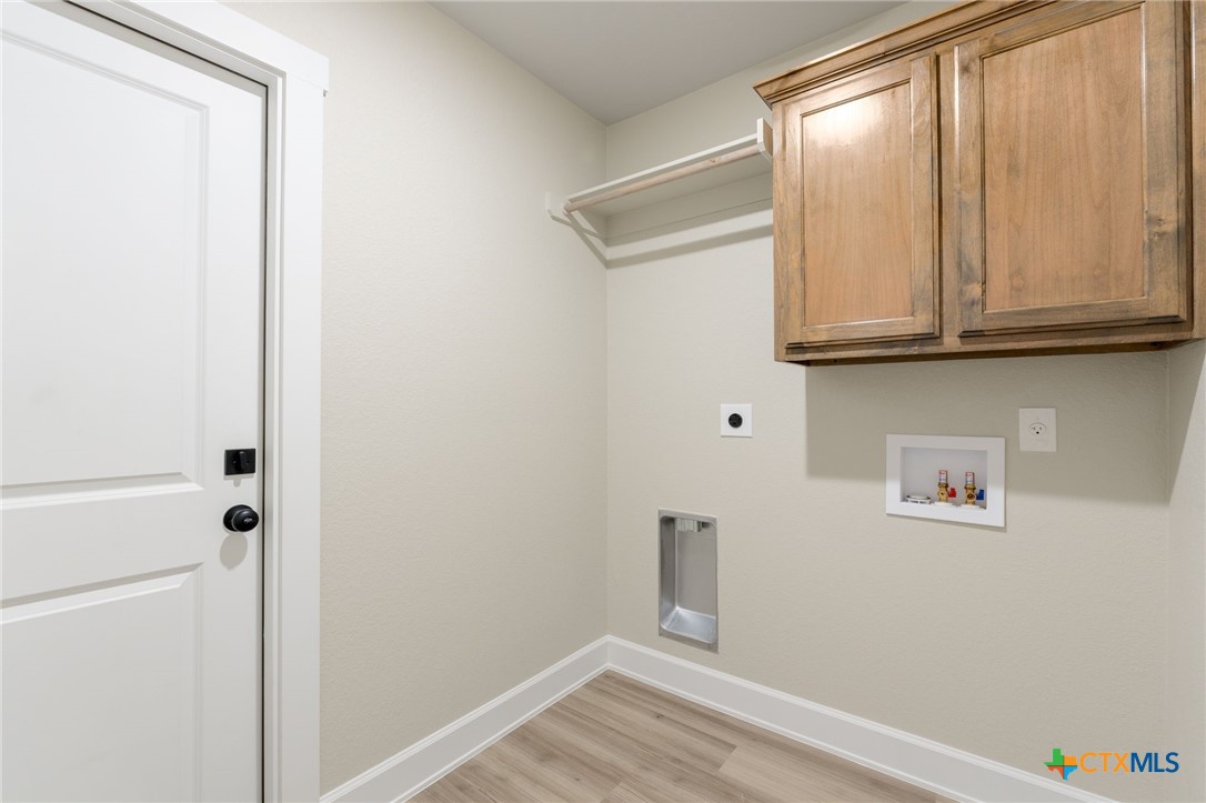 2123 Blackhawk Loop Property Photo 23