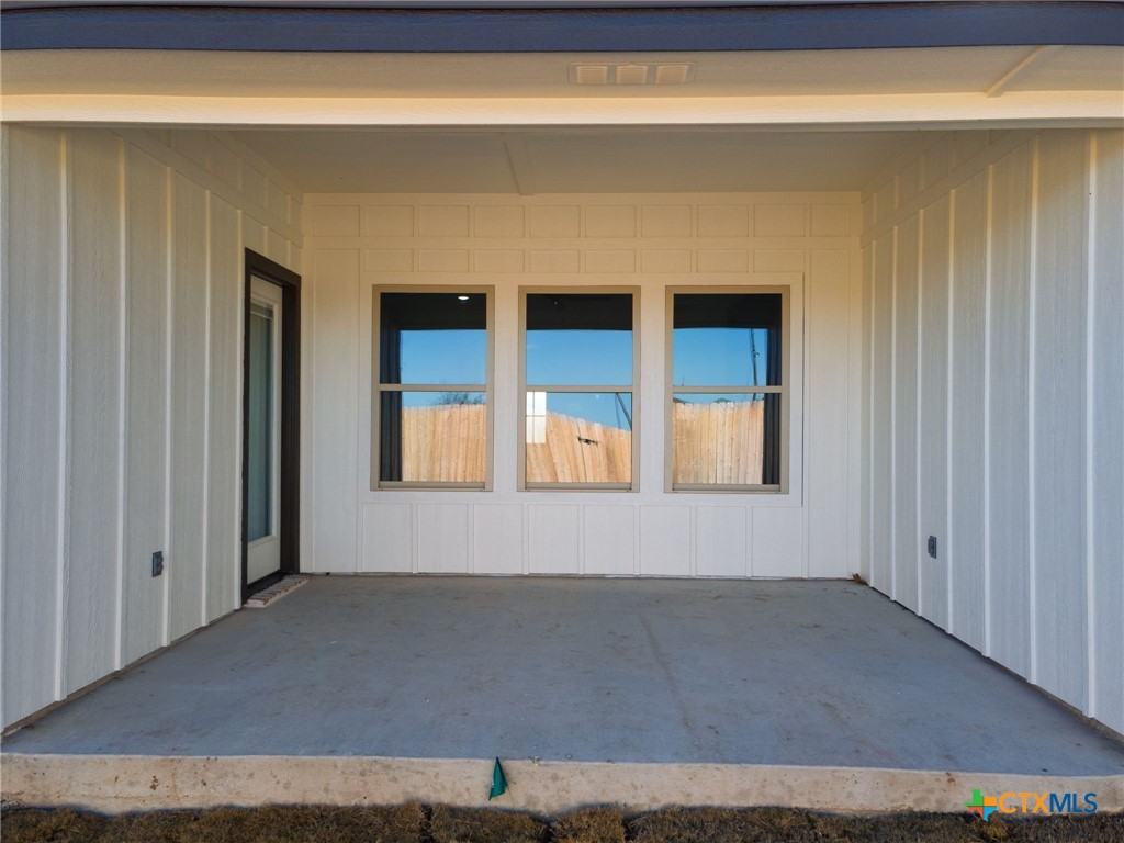 2123 Blackhawk Loop Property Photo 24