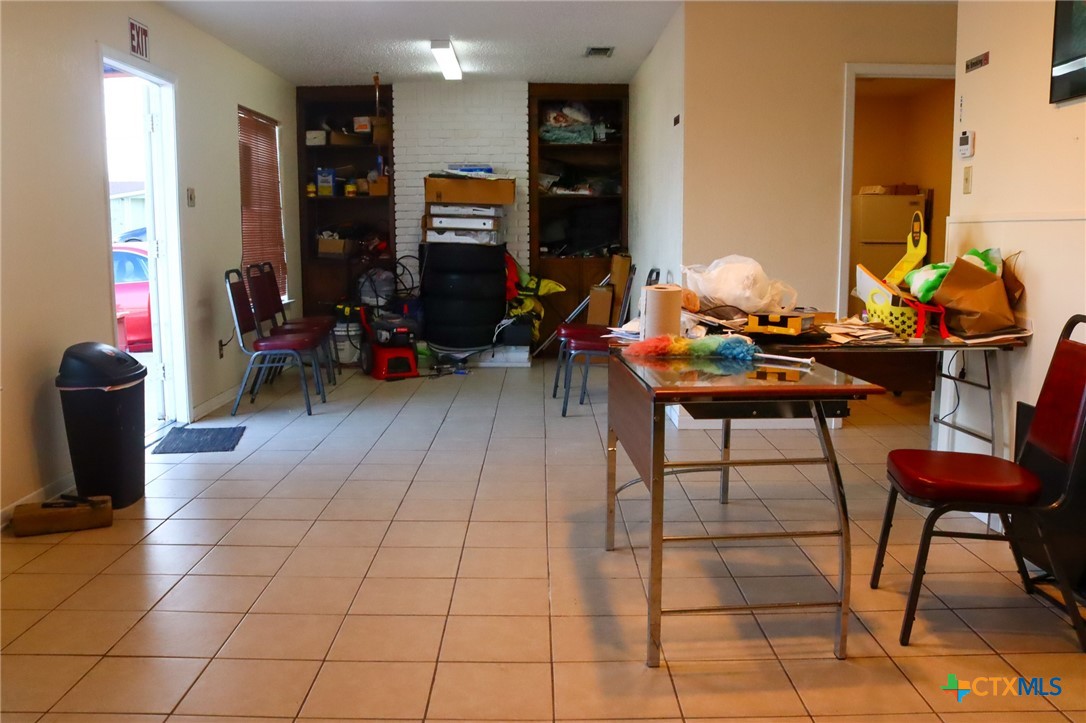623 S 2nd Street Property Photo 6