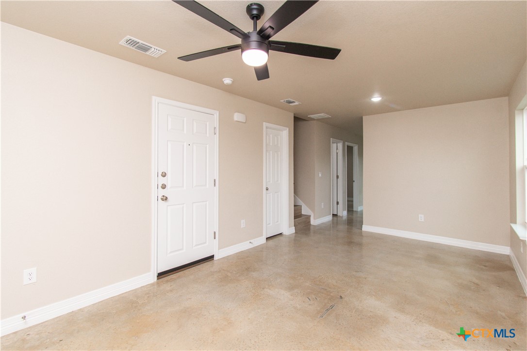 806 White Meadow Drive B Property Photo 2