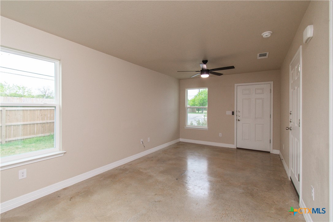 806 White Meadow Drive B Property Photo 3