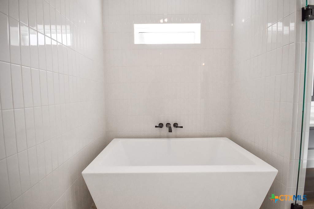 8702 Kayla Christine Drive Property Photo 26
