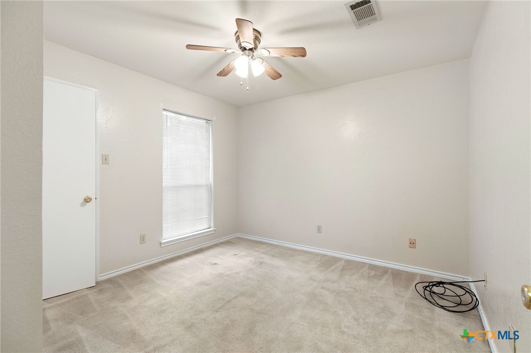 1502 Oak Knoll Lane Property Photo 12