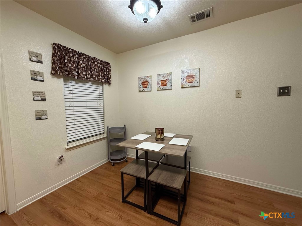 1008 Circle M Drive D Property Photo 12