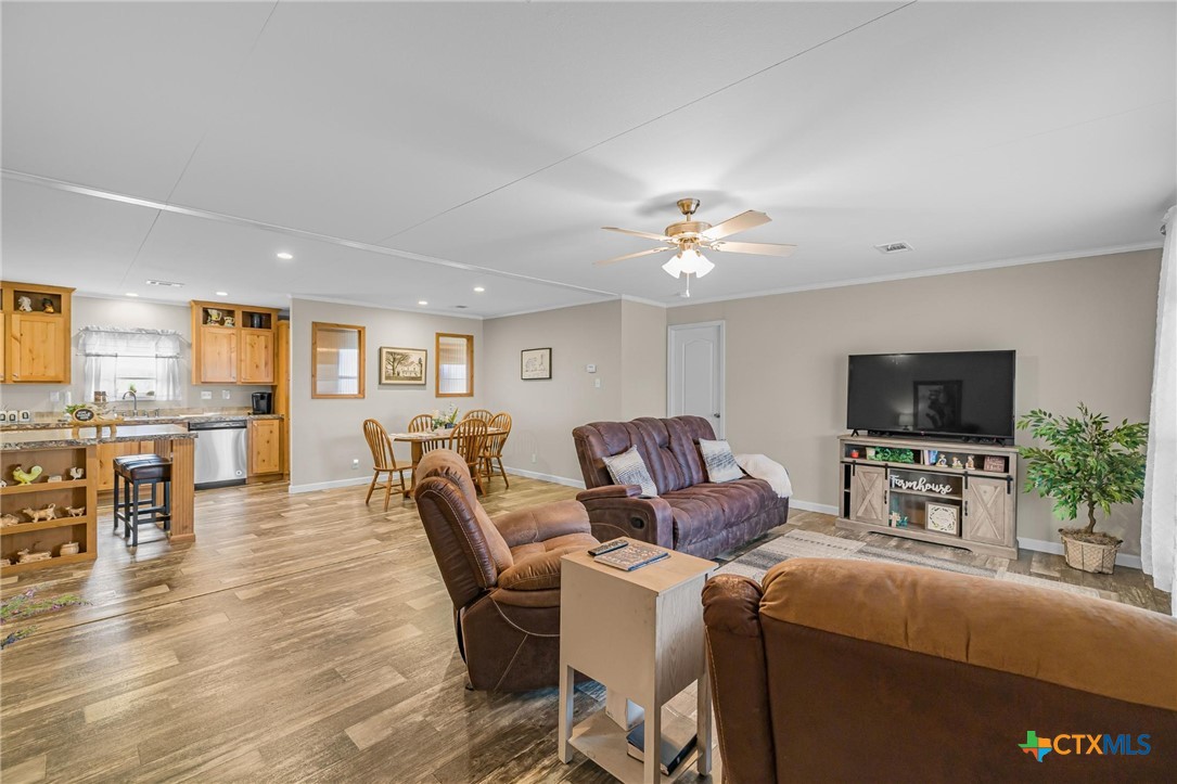 2610 Wendel Road Property Photo 15