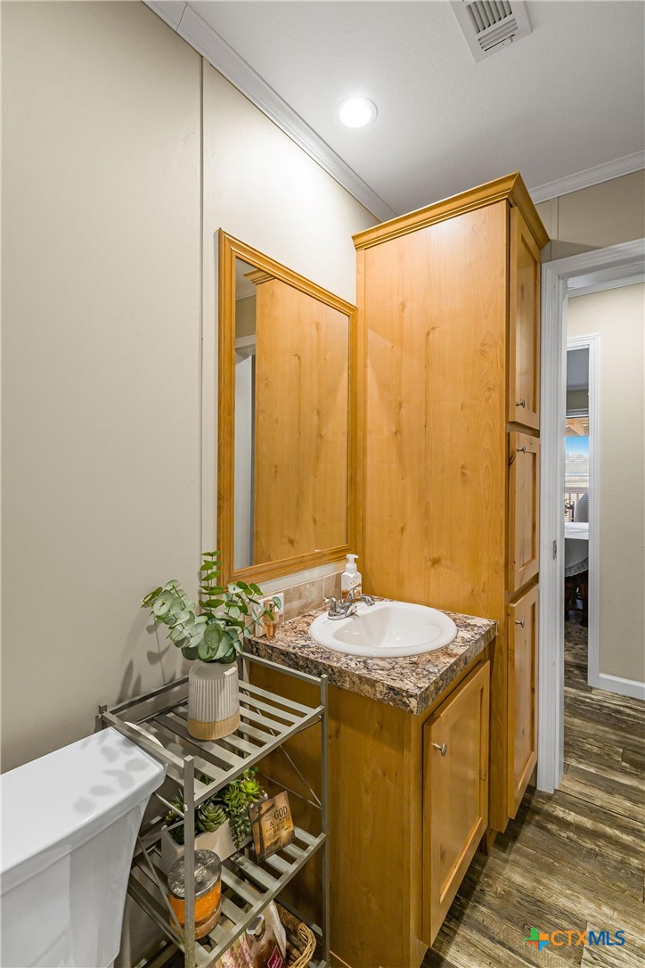 2610 Wendel Road Property Photo 26