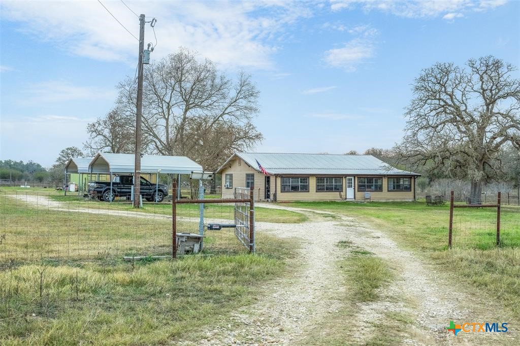 4025 County Road 284 Property Photo 1
