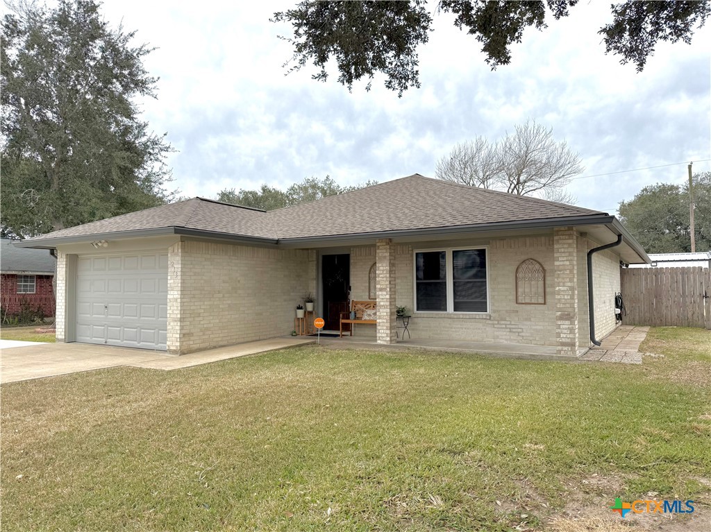 213 Sparrow Lane Property Photo 1