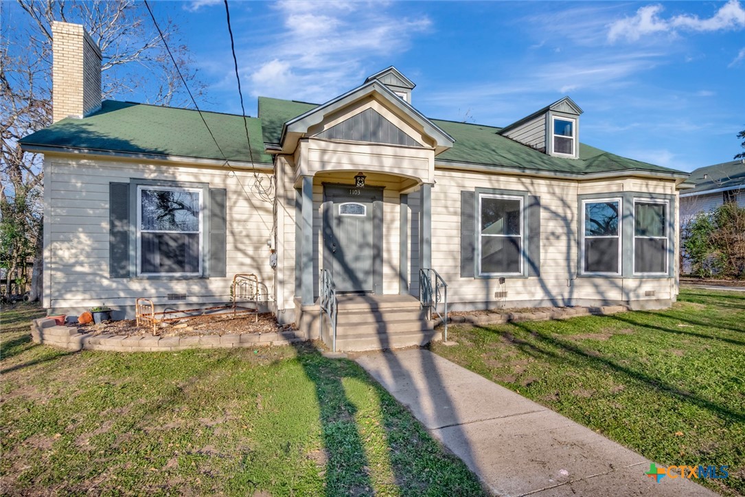 1103 Hopkins Street Property Photo 1