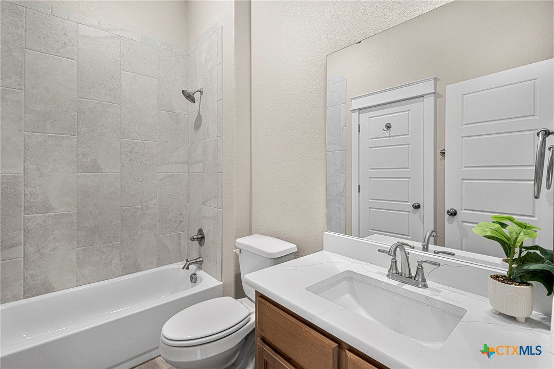 930 Inka Road Property Photo 31