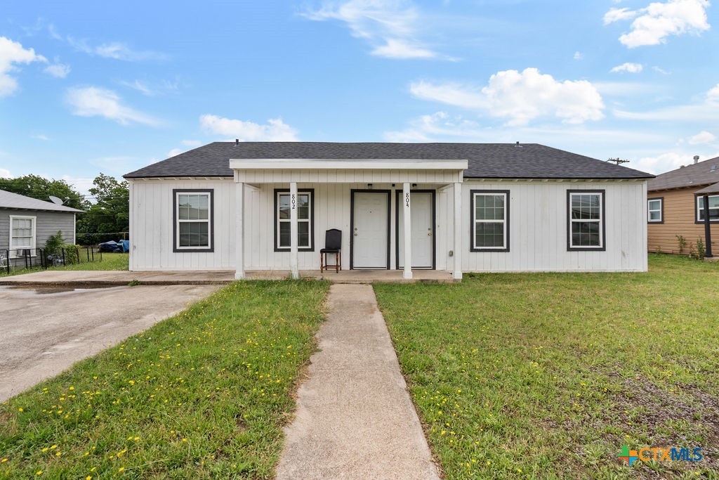 802 Stetson Avenue Property Photo 1