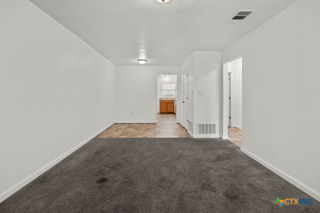802 Stetson Avenue Property Photo 2