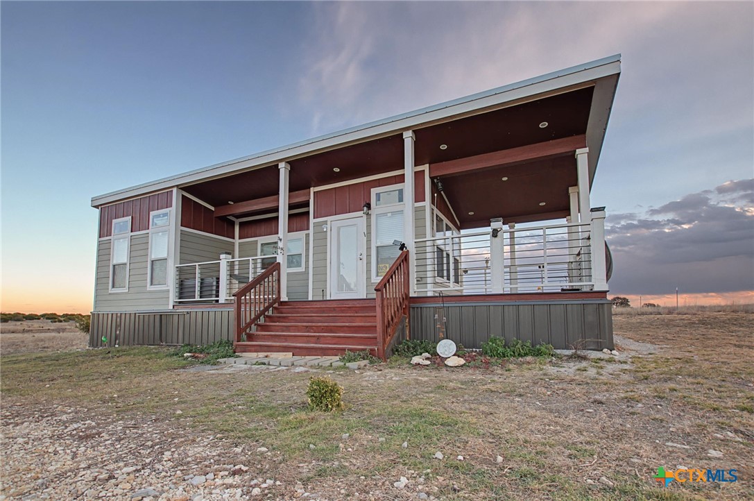 2826 County Road 2800 Property Photo 1